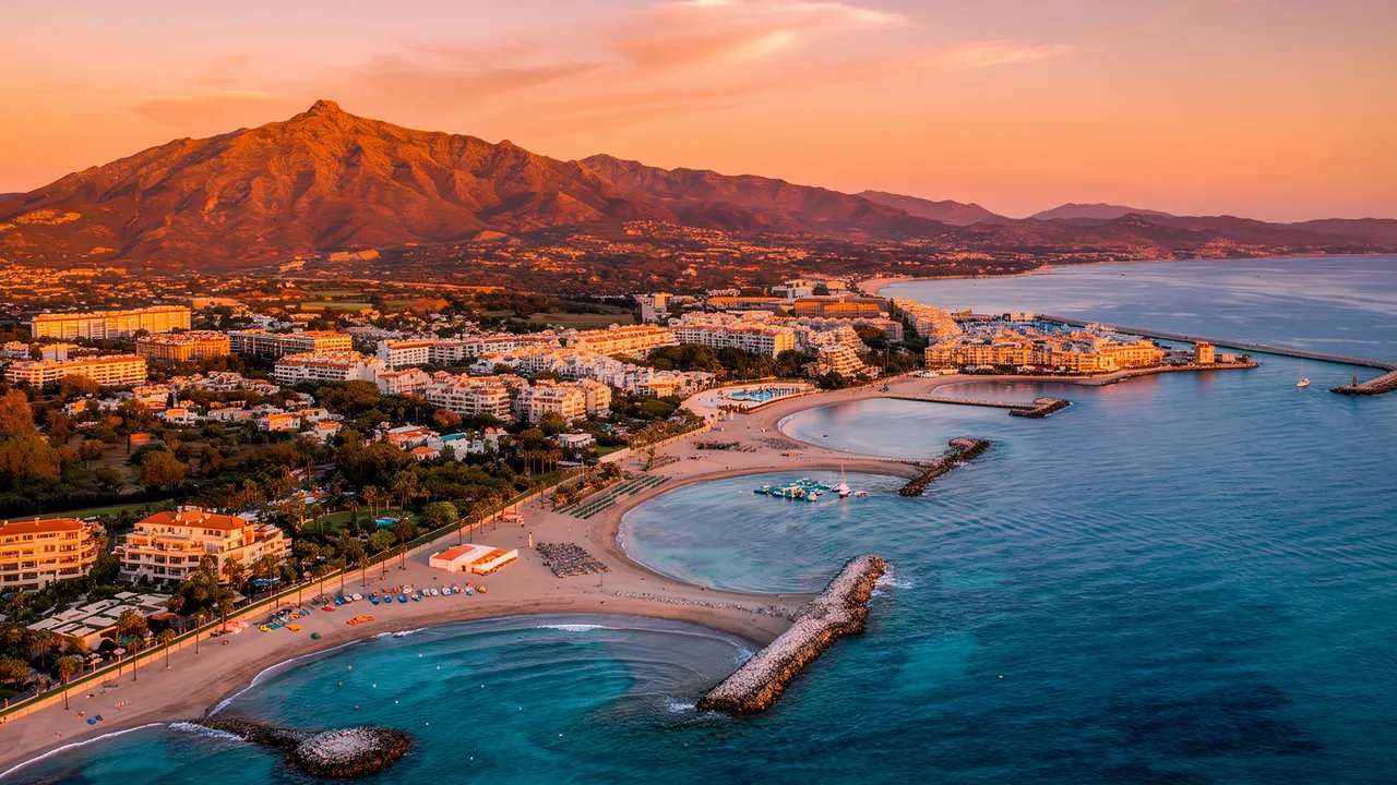 Don't miss the opportunity to explore the city of Marbella in Spain, where a variety of stunning landmarks and tourist attractions add an exceptional touch to your trip.