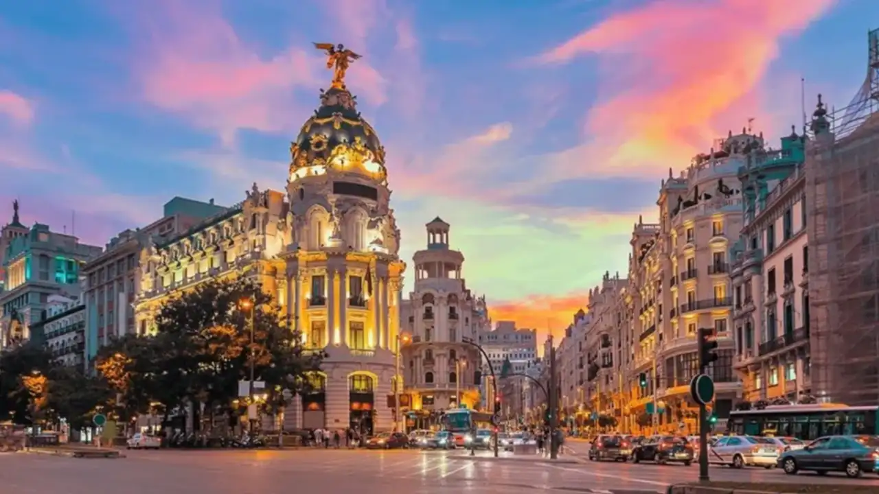 Visit one of Spain's most famous cities, Madrid, while considering several important rules and tips to help you enjoy your stay and plan your trip well in advance.