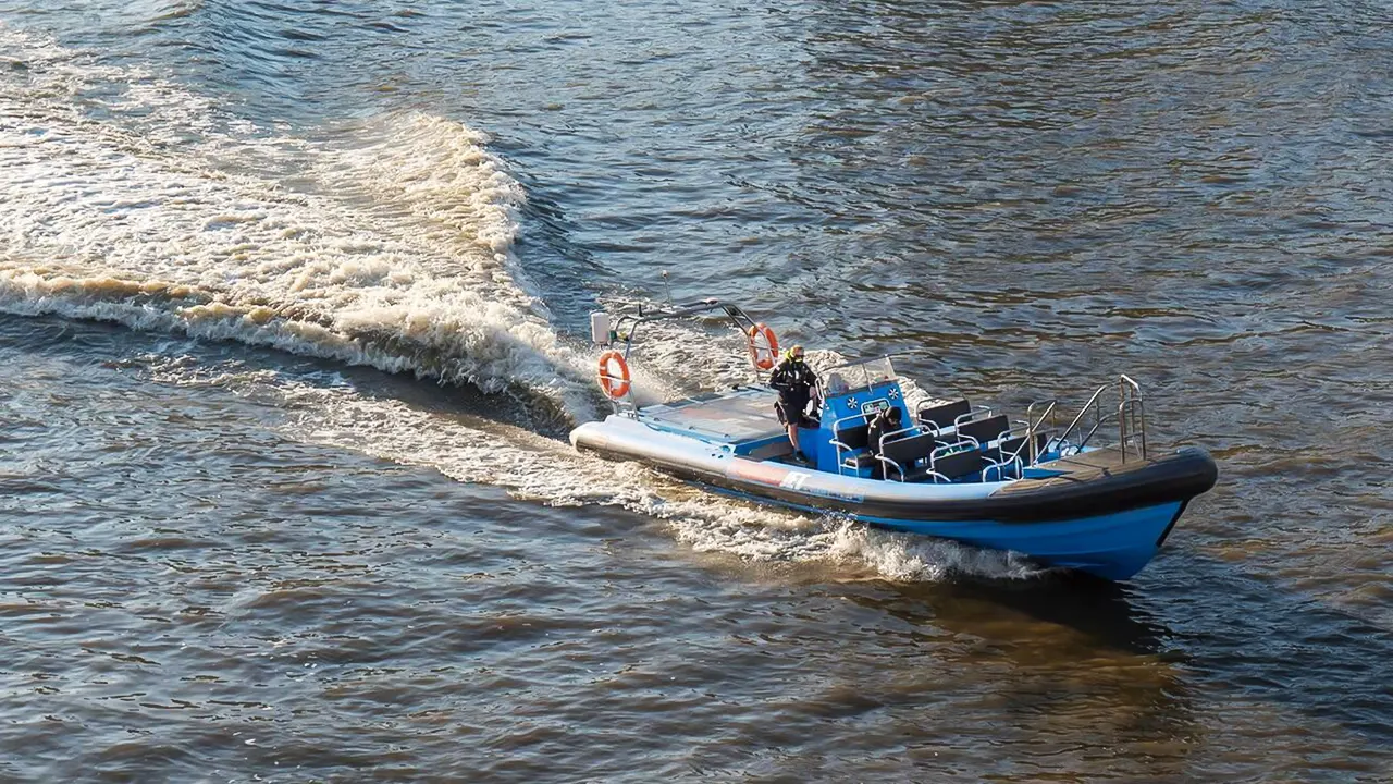 Thames Speed Boat