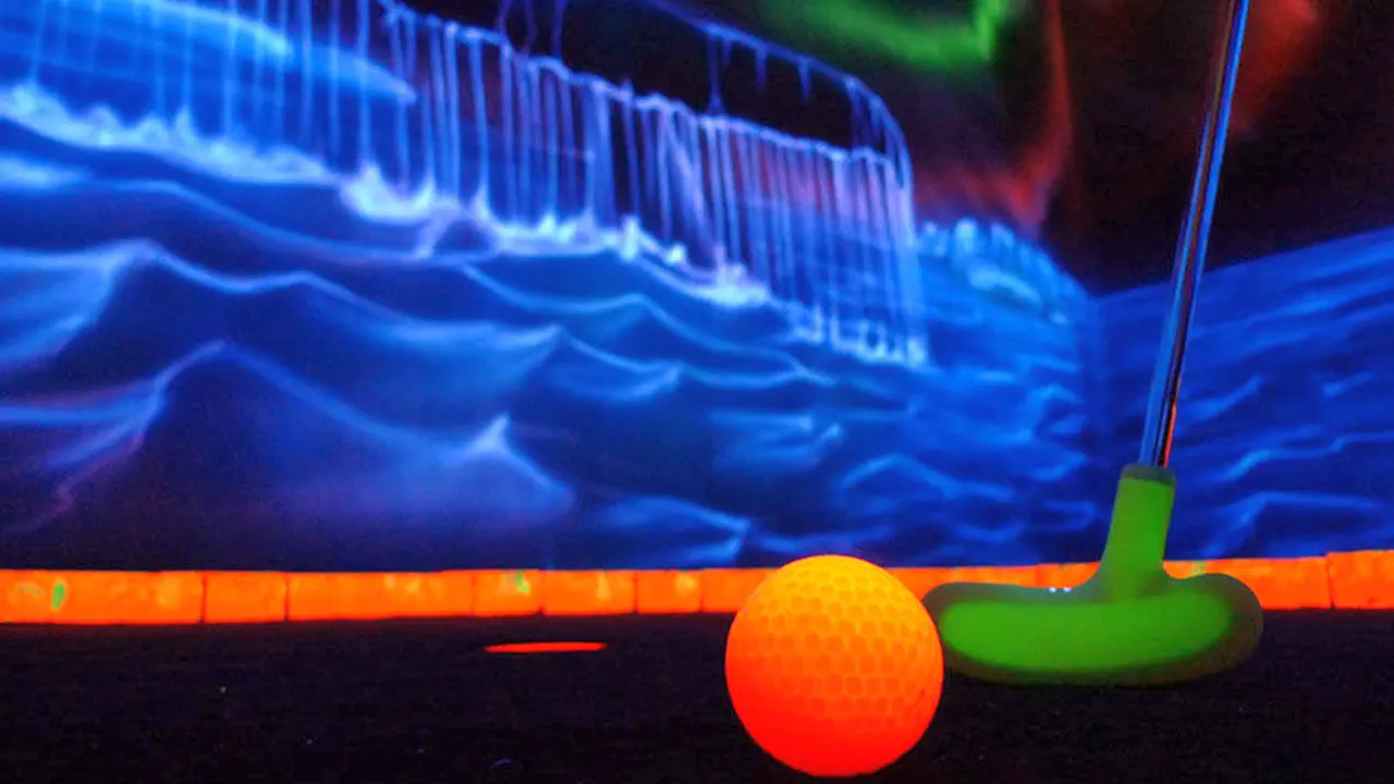 12 Hole Glow-in-the-Dark Minigolf