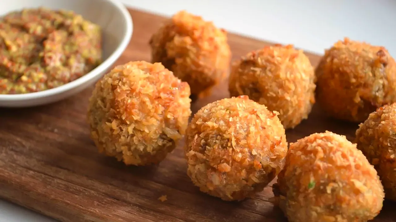 Dutch Bitterballen and Croquette Tasting