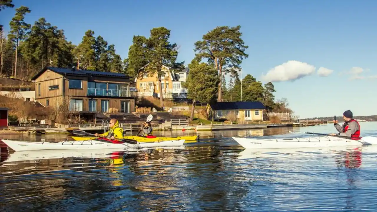 Kayak, Vika and sauna