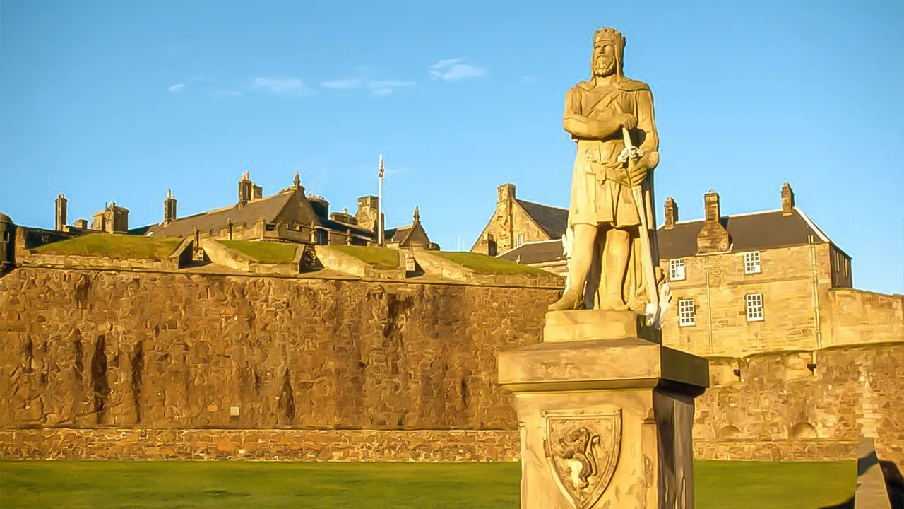 Loch Lomond & Stirling Castle tour