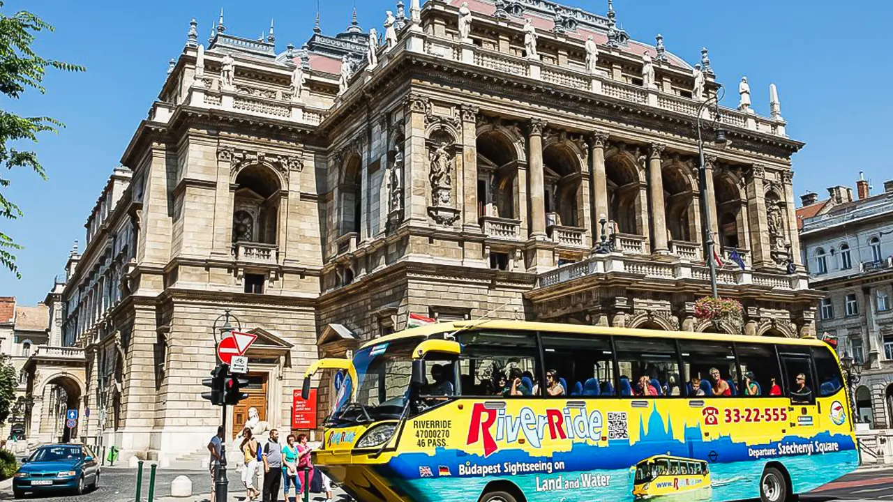 Floating Bus Tour by Land and Water