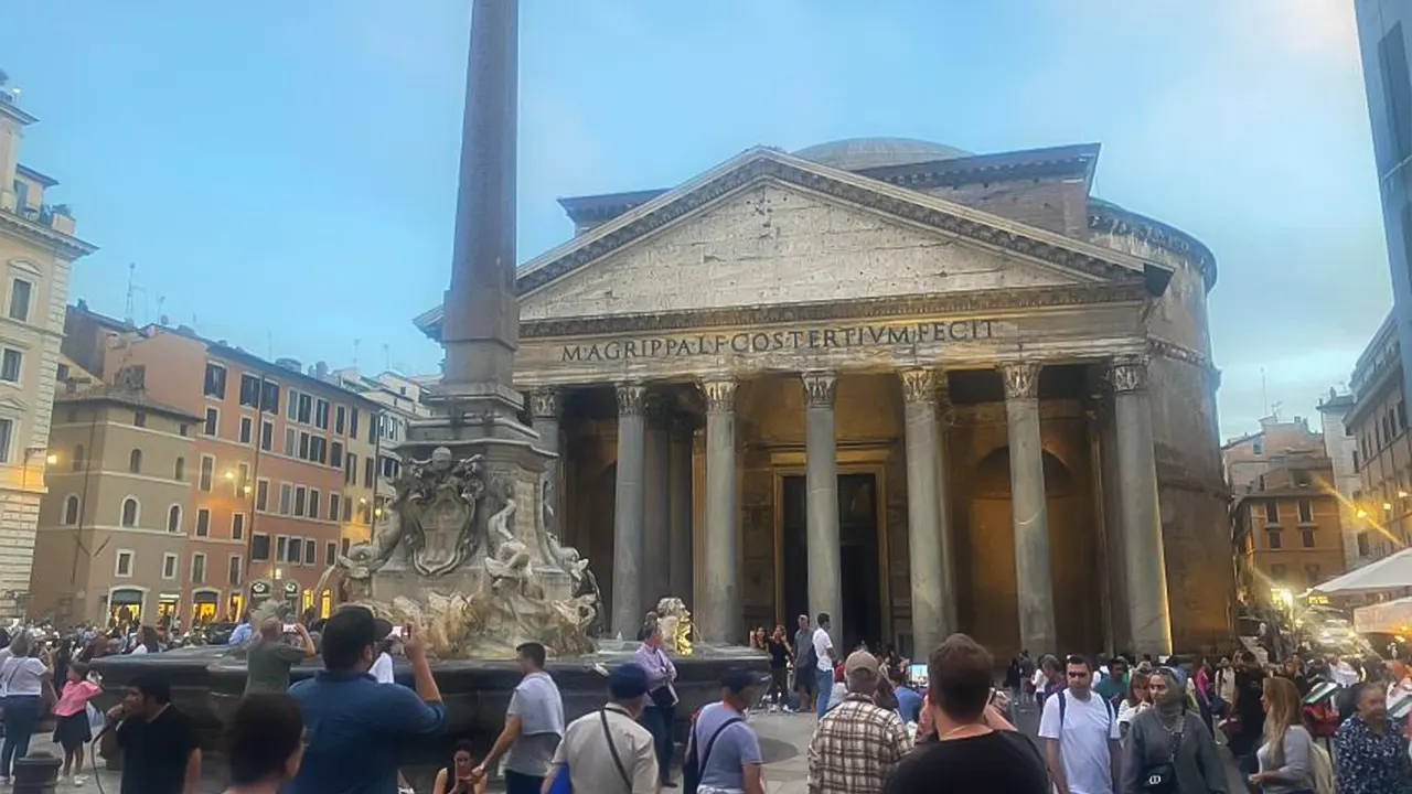 Pantheon Tour