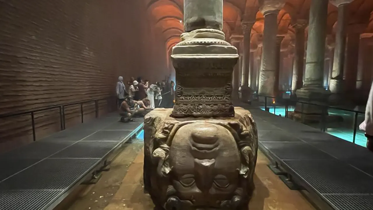 Topkapi, Hagia Sophia and Basilica Cistern Tour