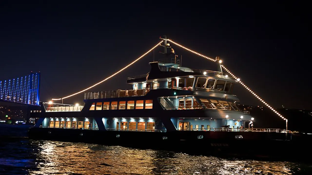 Bosphorus Dinner Cruise and Turkish Night Show