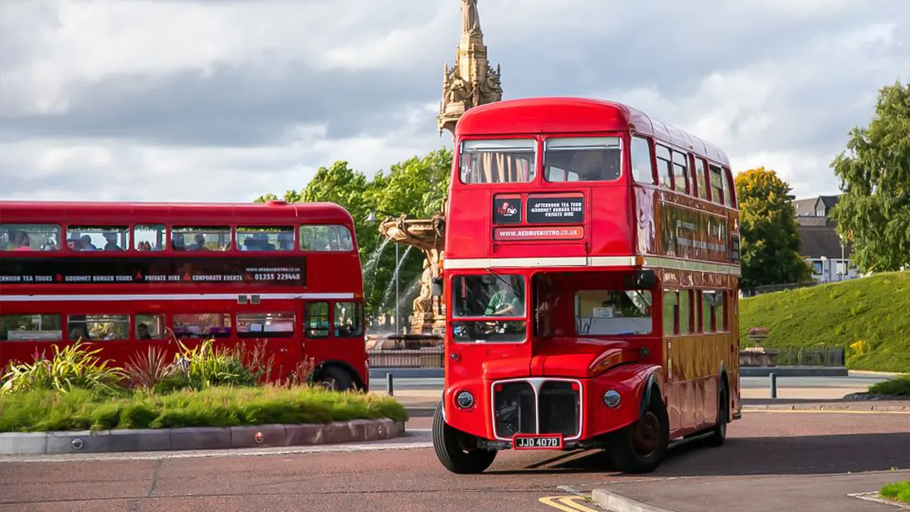 Vintage bus tour with tea