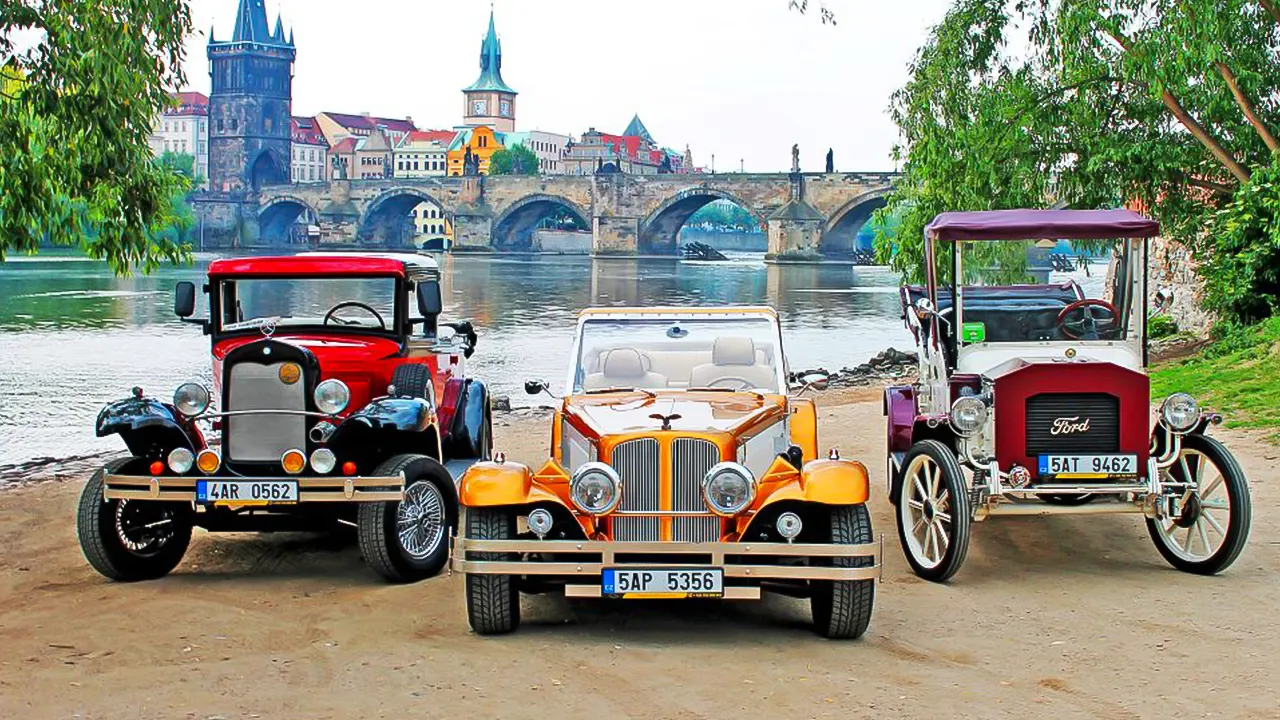 Vintage Car Tour