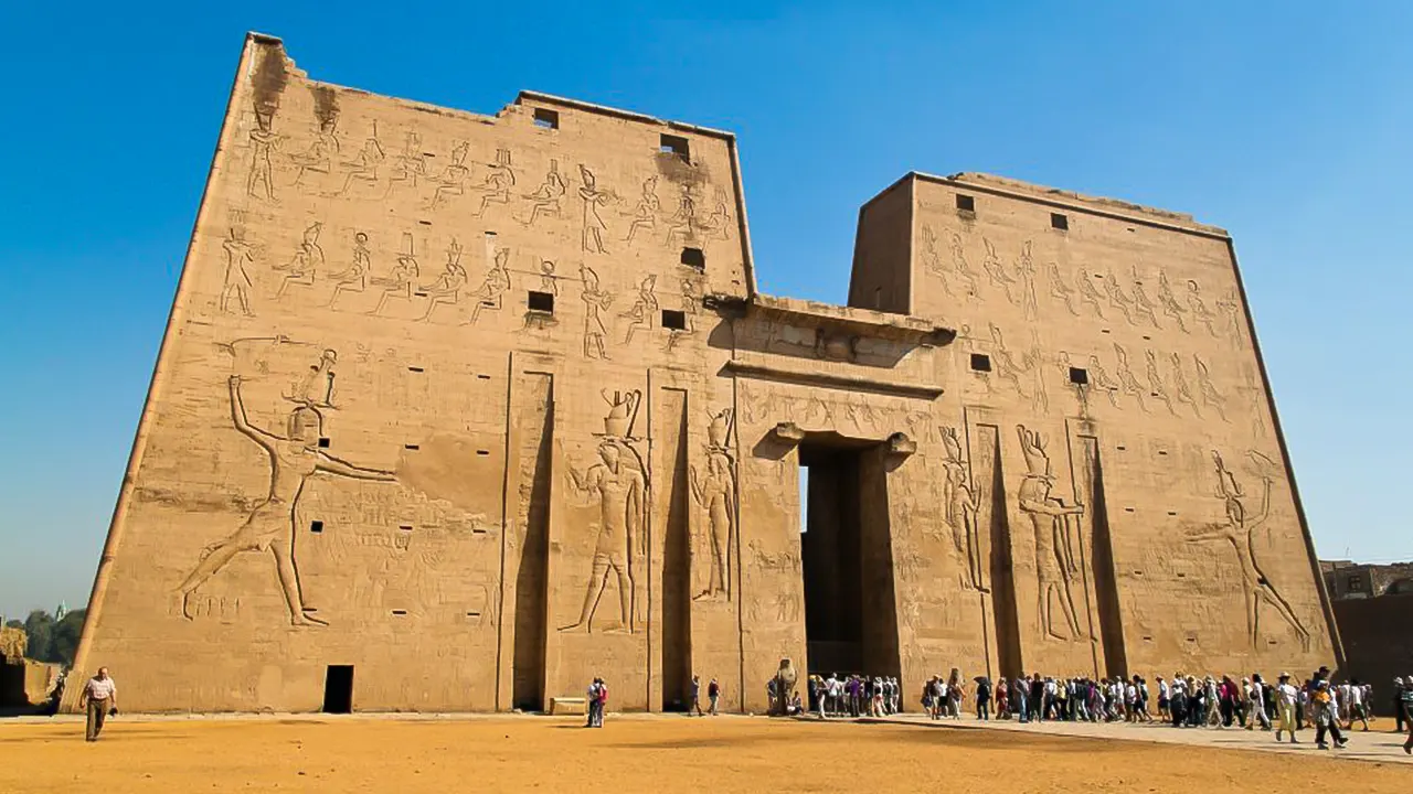 Tour of Cairo, Luxor and Aswan with Cruise