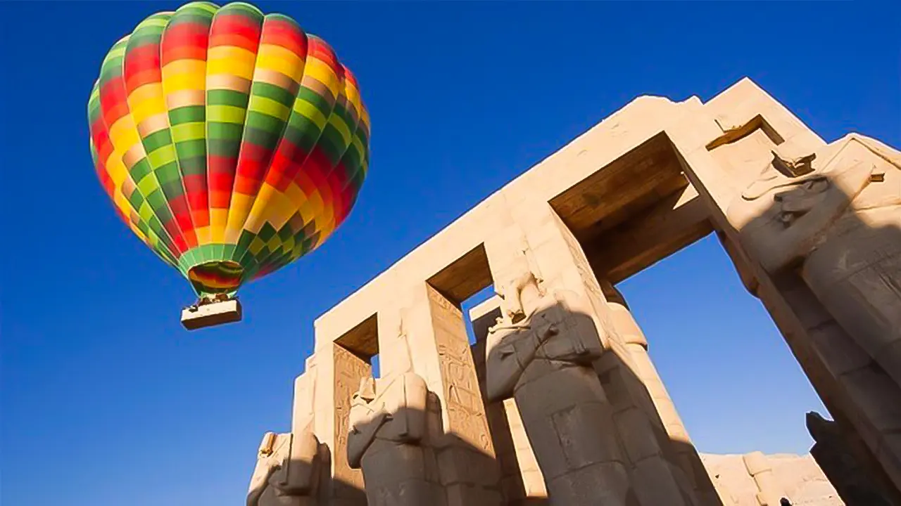 Air Balloon Ride over the Valley of the Kings