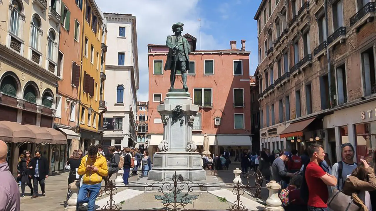 Sightseeing Tour with a Local Guide