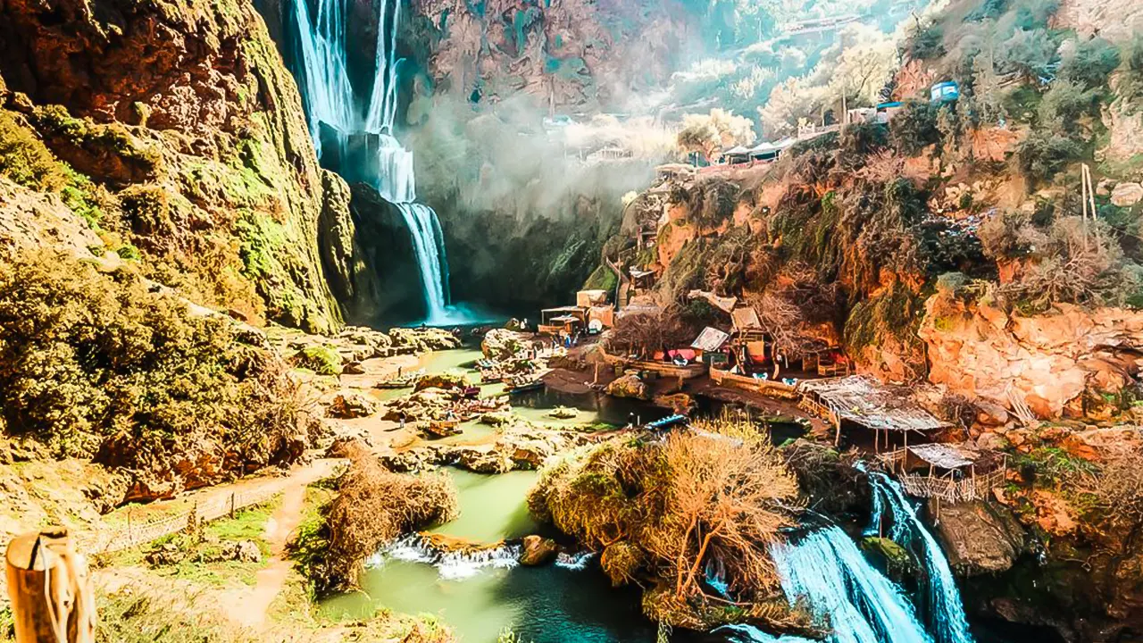 Tour of waterfalls with a guide