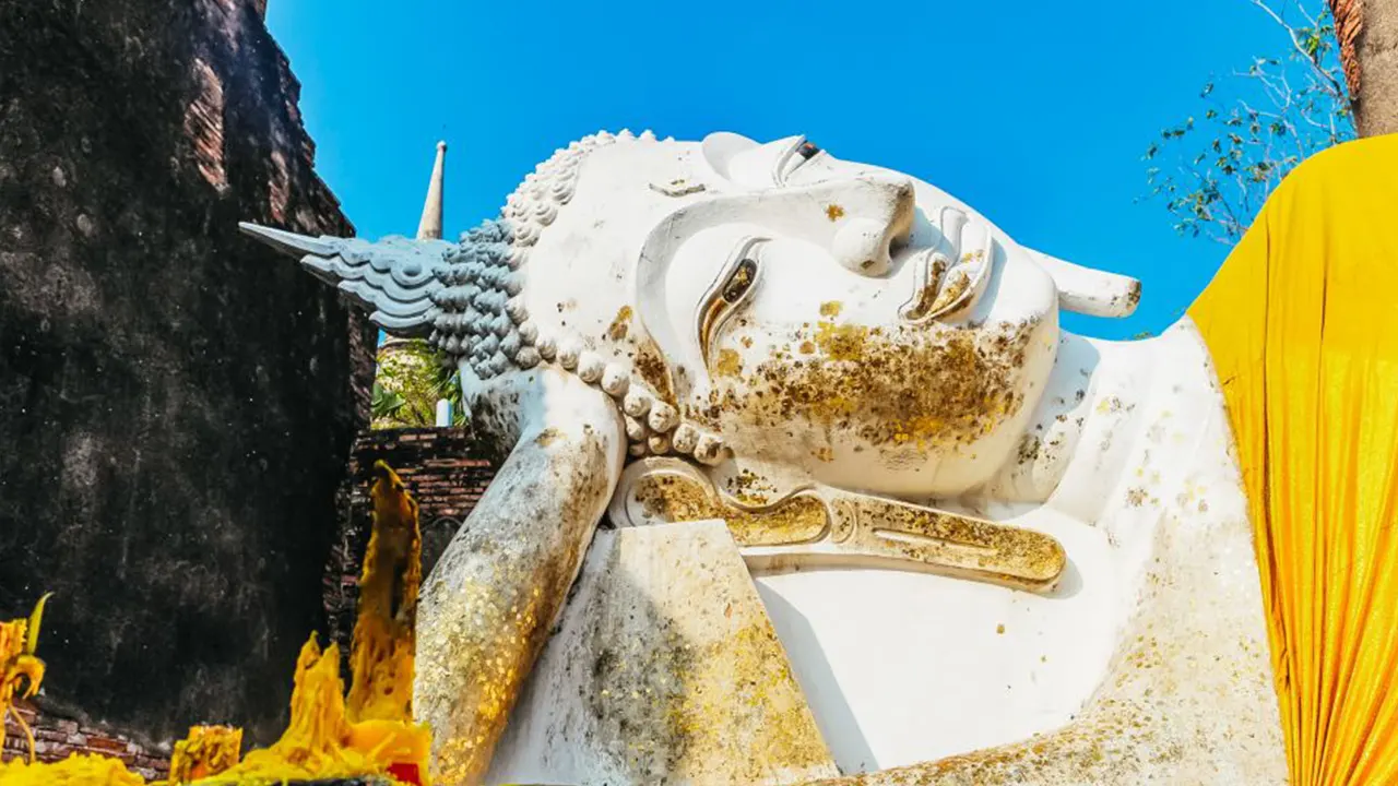 Ayutthaya temples with lunch