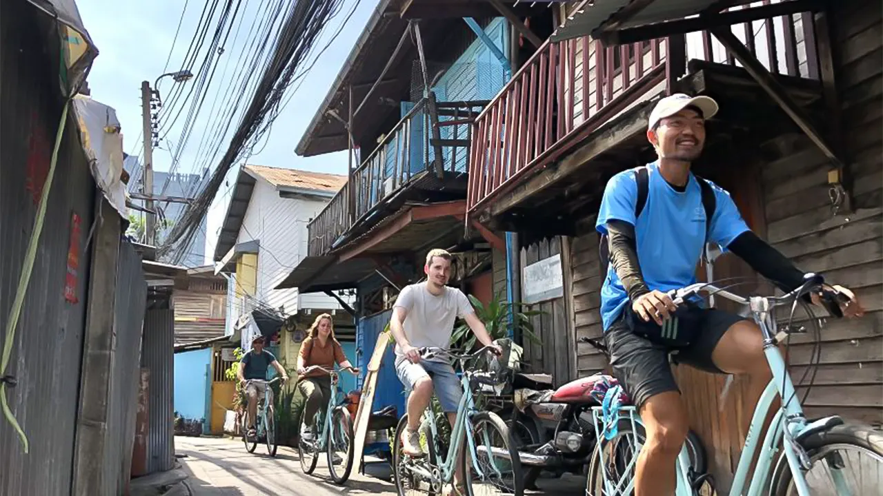 Backstreets and Hidden Gems Bike Tours