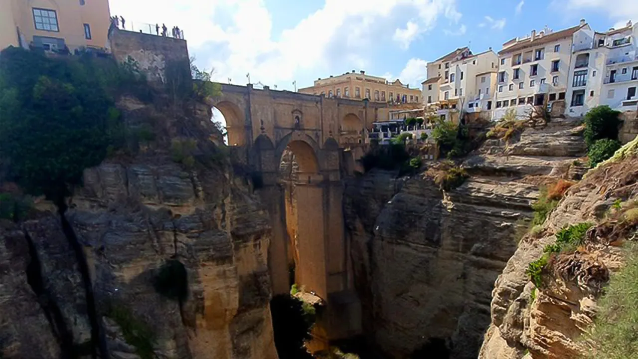 Ronda and Setenil de las Bodegas Day Trip